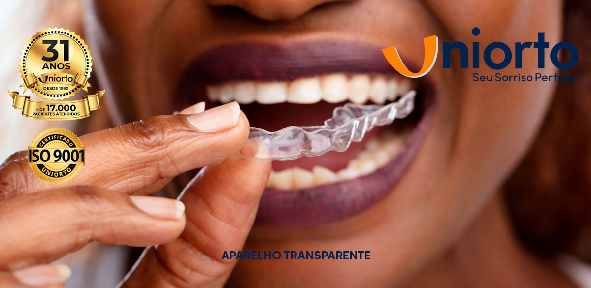 Aparelho Transparente — Uniorto Ortodontia